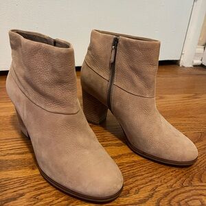 Cole Haan Women's Tan Ankle Boots size 8